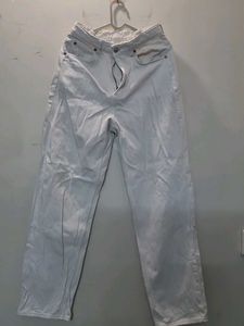 H&amp;M 27 waist white jeans 90's baggy style