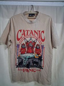 Cat Panic Graphic T-Shirt