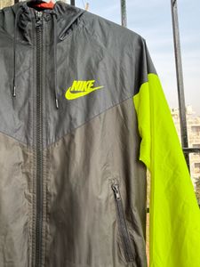 Nike Windbreaker Jacket