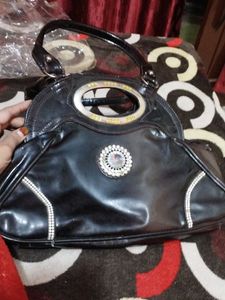 Elegant Black Handbag Set
