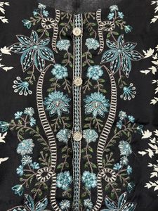 Elegant Black Kurta with Floral Print