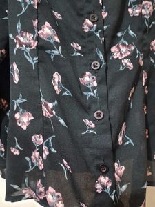 Chic Floral Print Square Neck Button-Up Blouse