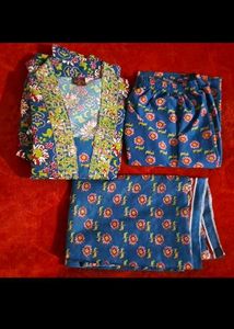 Klosia Blue Floral Print Kurta Set with dupatta