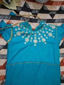 Blue Embroidered Kurta