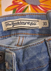 Wide leg light weight stretchable casual blue jean