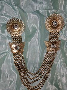 Antique Gold Brooch