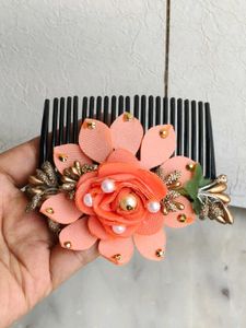 Elegant Floral Hair Comb