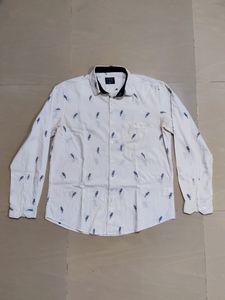 IVOC parrot Embroidery White Shirt