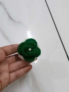 Green Knitted Flower Hair Clip