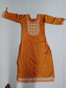 Elegant Embroidered Kurta