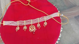 high quality Stunning Pearl & Stone Choker Set