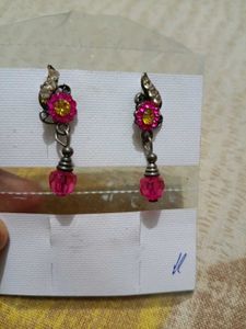 4 pair of Sparkling Star Dangle Earrings✨❤️