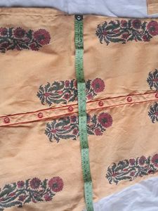 Festive Gold straight kurta with red flower print