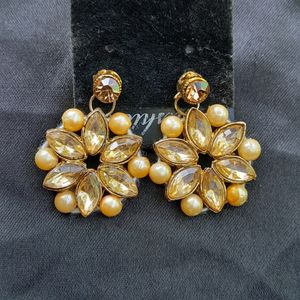 Elegant Pearl &amp; Crystal Choker Set