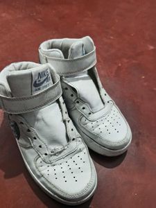 Nike Air Force 1 High-Top Sneakers