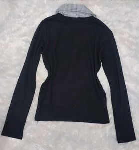 Stylish Black V-Neck Long Sleeve Top