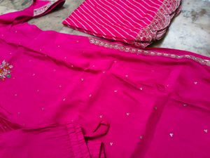 Beautiful Pink Embroidered Kurta Set