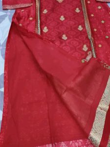 Ultra Luxury Pure Crepe Suit