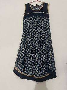 Navy Floral Sleeveless Midi Dress