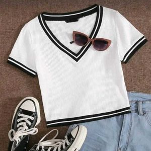 Trendy V-Neck Ribbed Crop Top