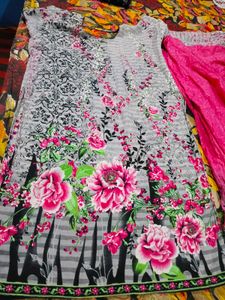 Beautiful Floral Print Kurta