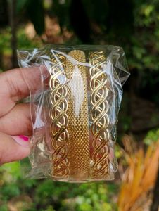 Anti Tarnish bracelet -High quality