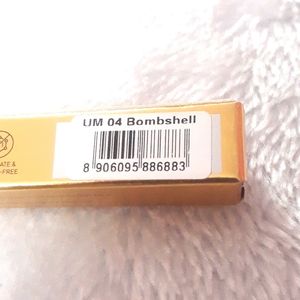 Myglamm ultimate Lipstick Bombshell