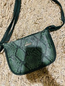 lavie  sling bag