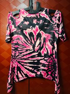 Stylish Cold Shoulder Tie-Dye Top