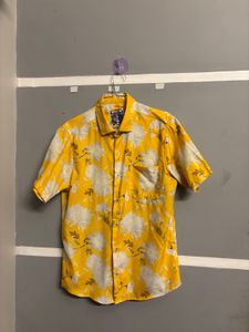 Men's Yellow Floral Short Sleeve Shirt