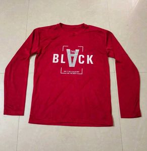 Maroon Graphic T-Shirt