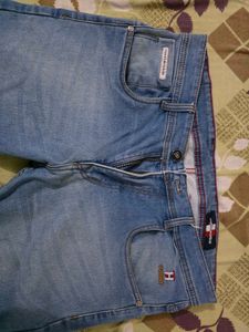 Tommy Hilfiger Light Wash Jeans