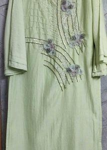 Light Green Kurta Set with Embellishments