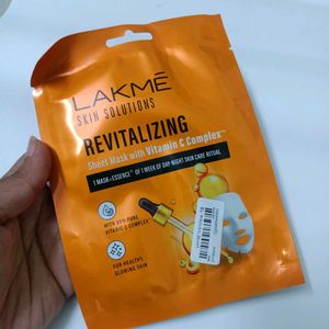 Lakme Revitalizing Sheet Mask