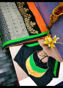 Mega Bumper Offer...5 saree with Blouse