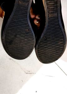Stylish Black Wedge Flip-Flops