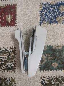 Handheld Mini Sewing Machine