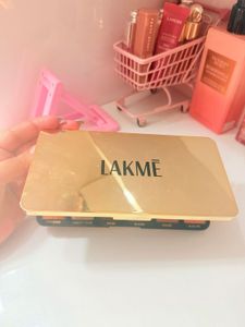 Stunning Eyeshadow Palette check details