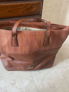Lavie Handbag 👜