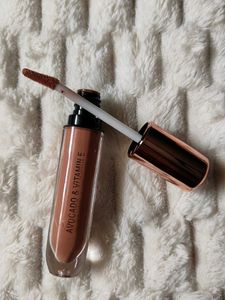 INSIGHT MATTE LIP SERUM AVOCADO &amp; VITAMIN E LIPSTI