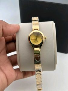 GUCCI*❣️🔸 *LADIES WATCH*🔸 *GOOD QUALITY