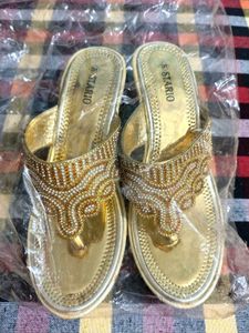 Elegant Gold Embellished Flat Sandals