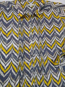 Stylish Chevron Print Button-Up Top