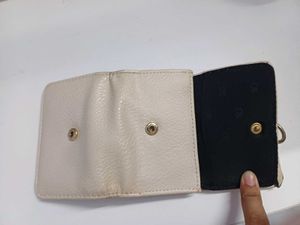 Oriflame wallet