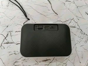 Bluetooth Speaker with mobile Stand