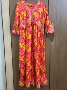 Naira Cut Vibrant Floral Print Kurta