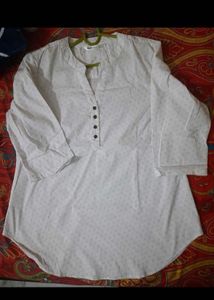 Chic White Printed Kurti Top
