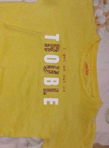 Trendy Yellow Cropped T-Shirt