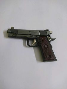 Replica gun