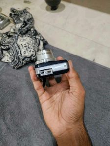 Samsung Digital Camera S1060